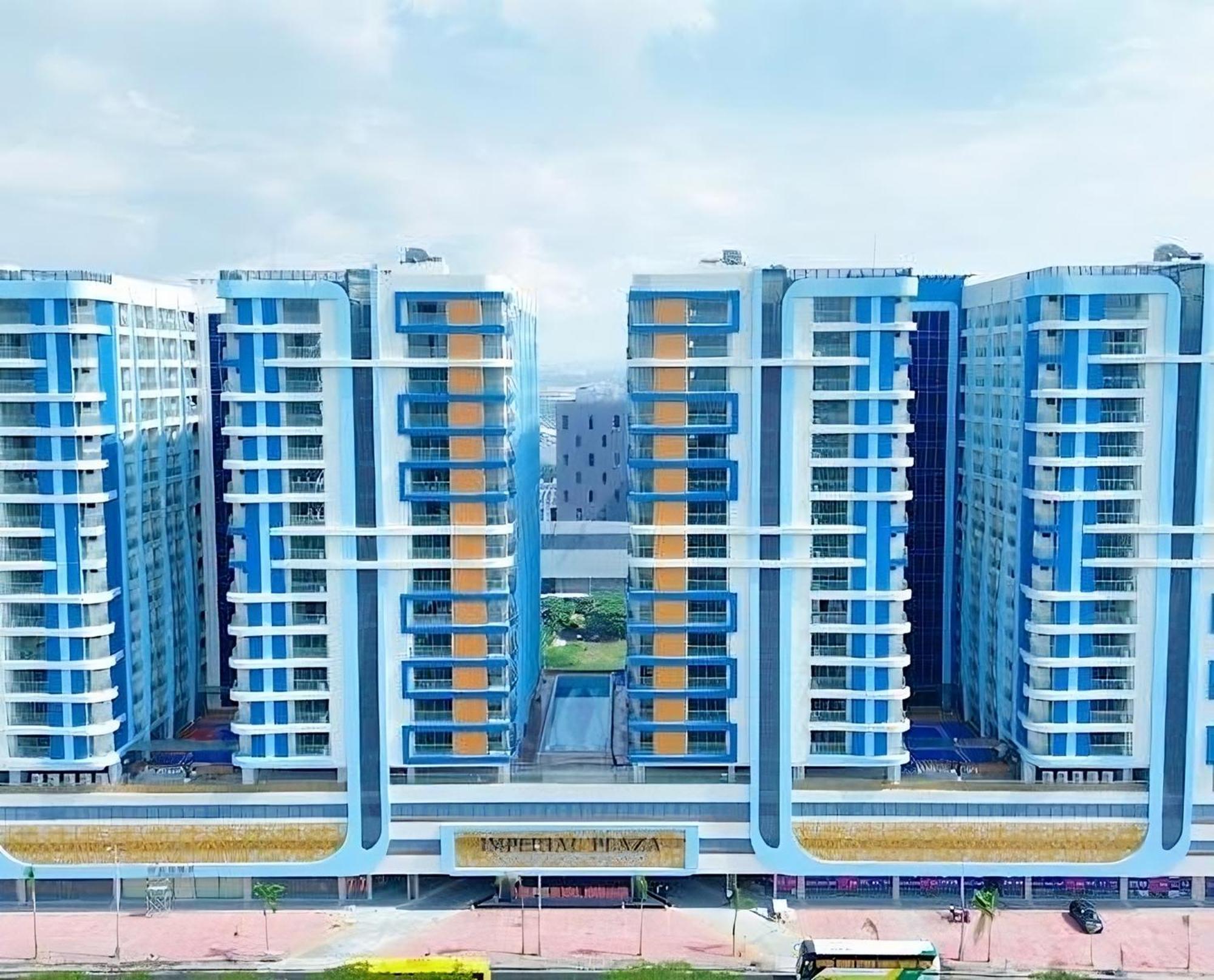 L Condotel Paranaque City エクステリア 写真