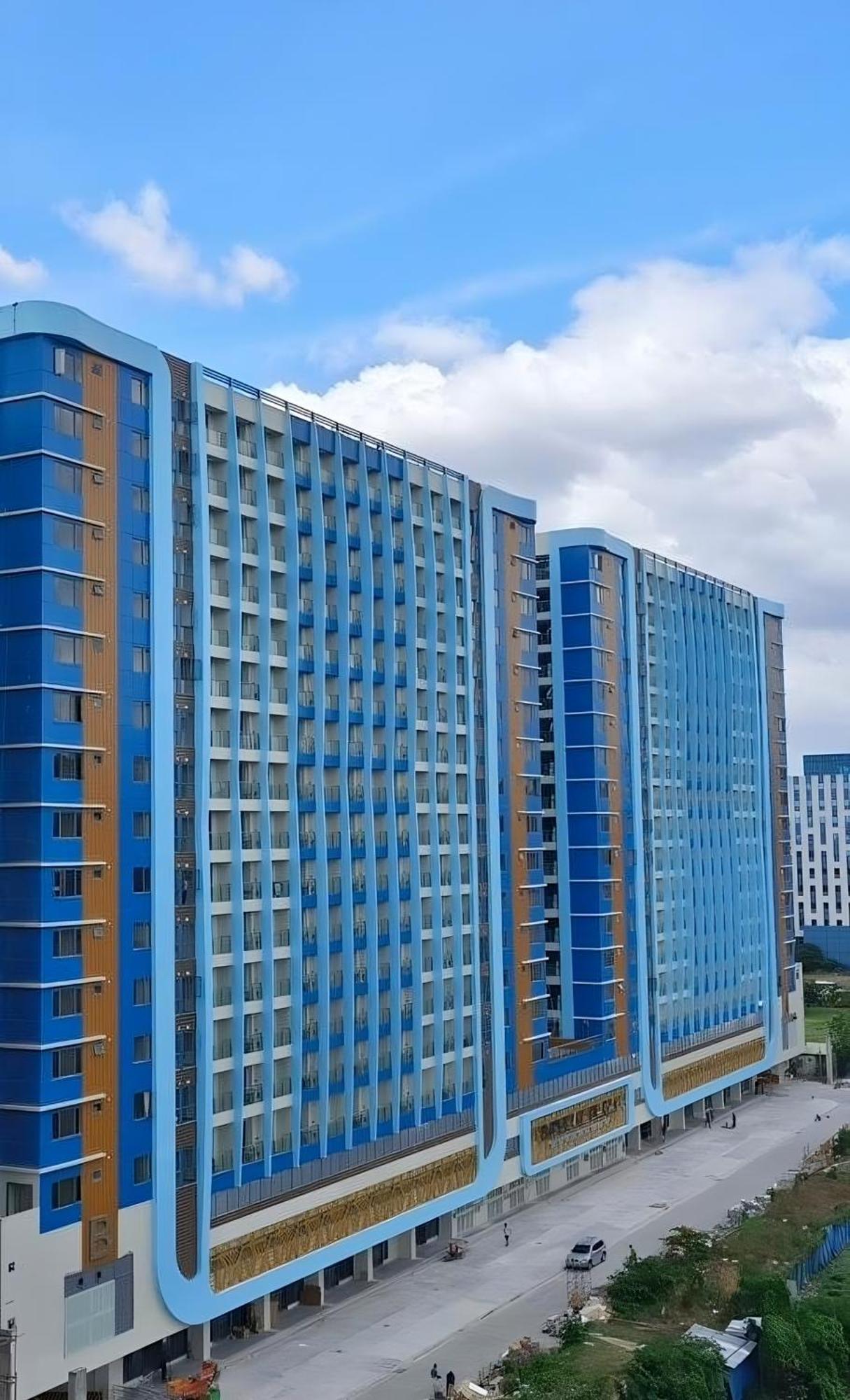 L Condotel Paranaque City エクステリア 写真