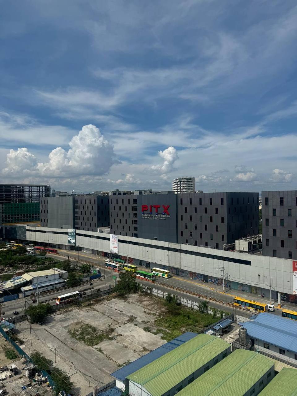 L Condotel Paranaque City エクステリア 写真